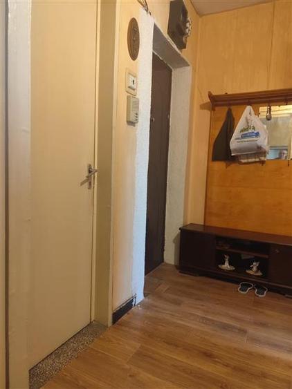 Apartament cu 3 camere zona Cina