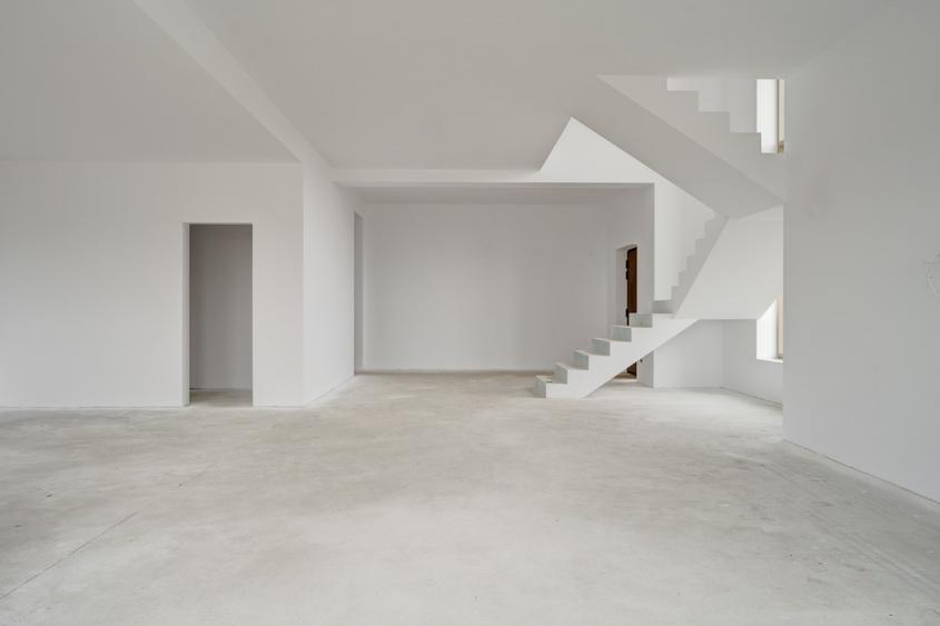 CORBEANCA - OGORULUI, VILA MODERNA 270 MP TOTAL, LOT 1000 MP!