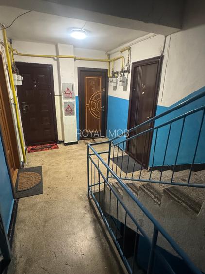 Garsonieră decomandată et.3/4, Bartolomeu - 9