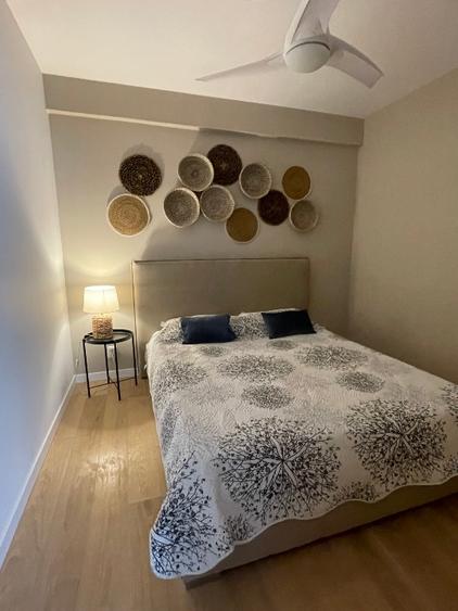 Vând studio cu 2 camere- pe faleza Mamaia nord cu vedere la mare