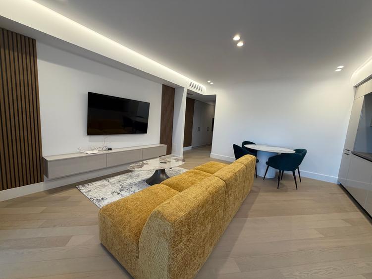 Apartament mobilat complet în Cortina126,parcare valabilă