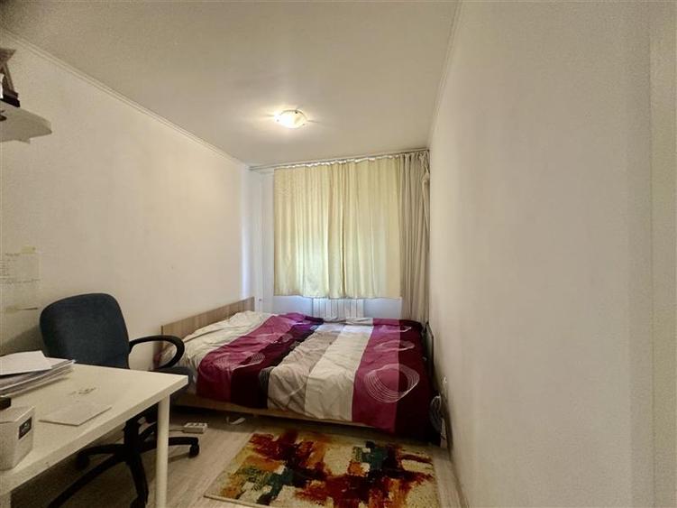 Apartament 3 camere de vanzare Centru - Sfantul Lazar