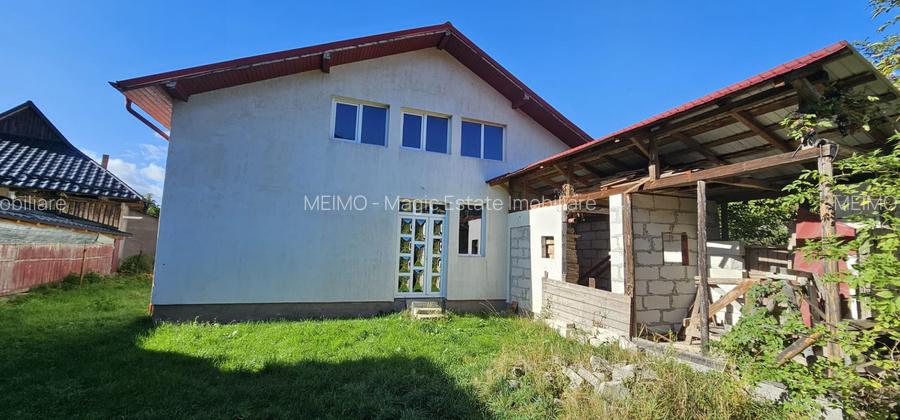 O casă nouă,teren generos și locul în care planurile de mâine pot începe astazi - 3