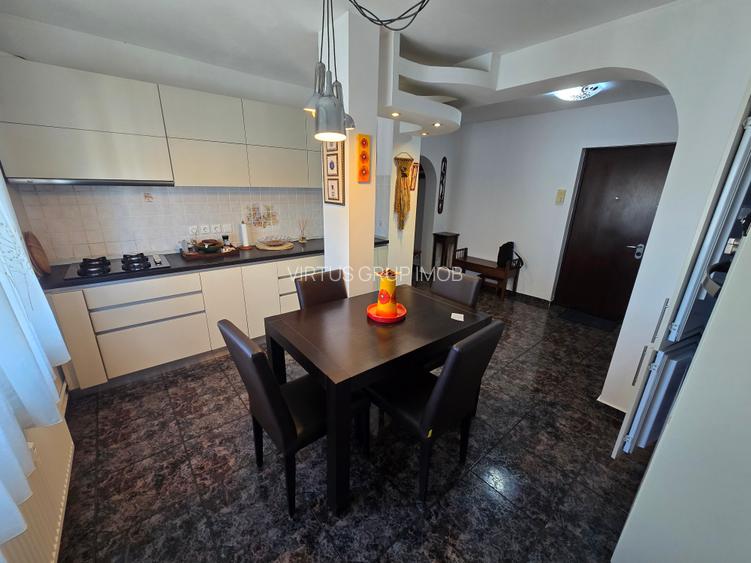 Închiriere Apartament 3 Camere Panduri - 8