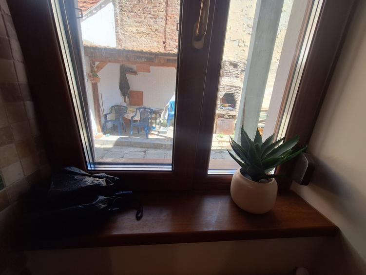 Apartament spatios cu 1 camera-complet renovat, mobilat si utilat-zona Traian