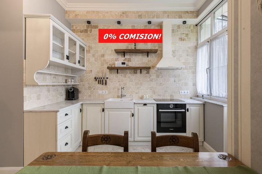 Apartament modern in vila, curte proprie, garaj, Centru