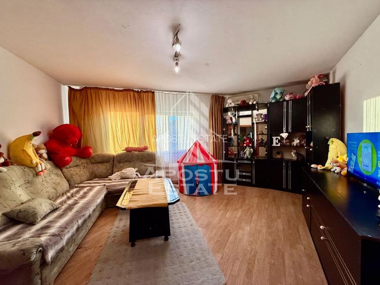 Apartament 3 camere de vanzare, etaj intermediar, Fabric Timisoara - 4