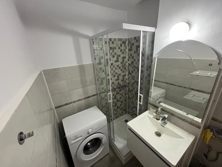 Garsonieră 27 mp mobilată, la cheie – Zona Gării, Etaj 6, baie nouă, direct de l