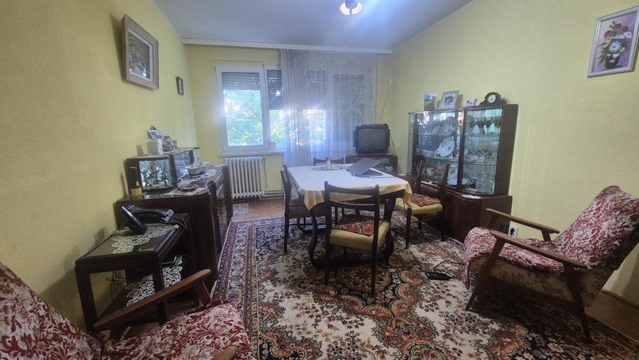 Apartament 3 Camere Micro 16 - Etaj 3, Centrală Proprie & Izolat