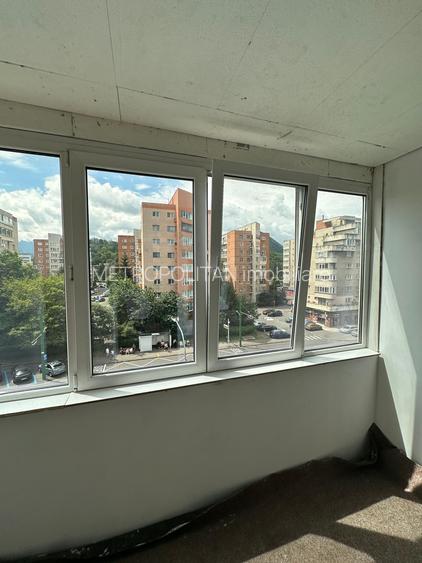 Apartament 2 camere decomandat Central  2 balcoane - 2