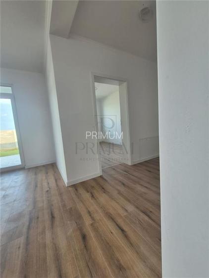 Casa individuala superba - zona linistita - bucatarie inchisa-  finisaje premium - 12