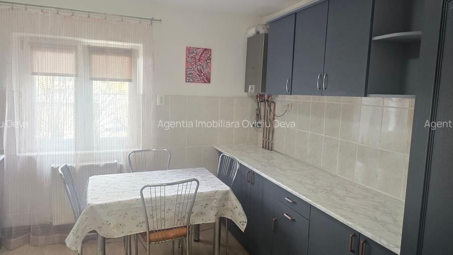 Inchiriez apartament 2 camere decomandat in Deva, zona Spitalului Judetean et 2 - 6