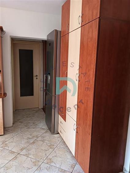 Apartament 2 camere Racadau, intermediar, Brasov