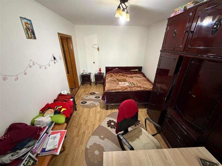 Apartament 3 camere, parter , zona fosta Autogara