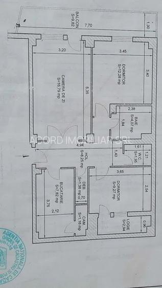 Capitol- apartament 3 camere decomandat stradal - 9