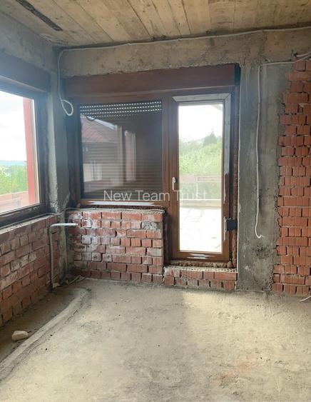 Breaza  Vanzare Vila(Pensiune)+10 camere 199 000eur - 14
