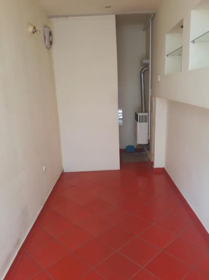 Dau in chirie spatiu comercial pentru. comerti sau birou, zona ultracentrala