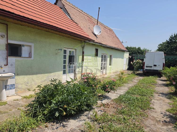 Casa la tara, Apoldul de Sus, 4 camere dormitoare, anexe, pivnita, teren 1200 mp - 11