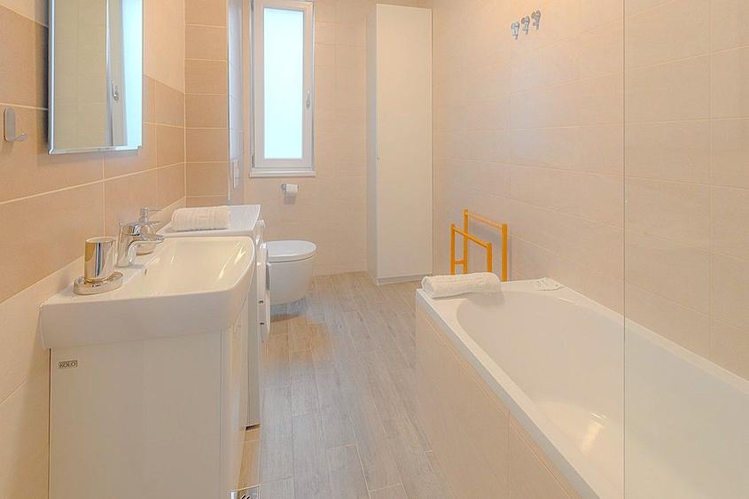 Apartament 3 camere, 100 mp, Piața Unirii