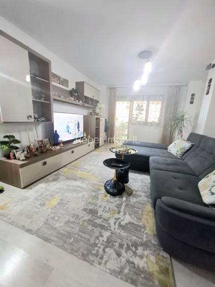Apartament 3 camere, 84 mp utili, 2 băi+ terasă 17 mp,zona N Rm Vâlcea - 11
