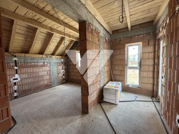 Casa noua 4 camere 3 bai 120 mp si teren 340 mp Sura Mare Sibiu