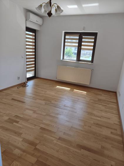 Proprietate individuală construită pentru uz propriu/Strada Safirului