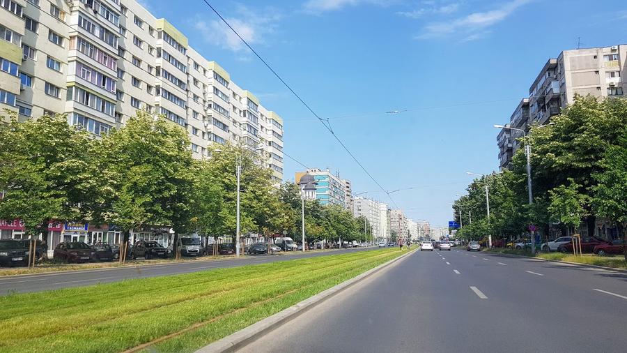 Pantelimon - Ritmului vanzare spatiu comercial
