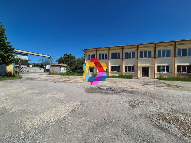 Spatiu versatil birouri/producție - 300 mp
