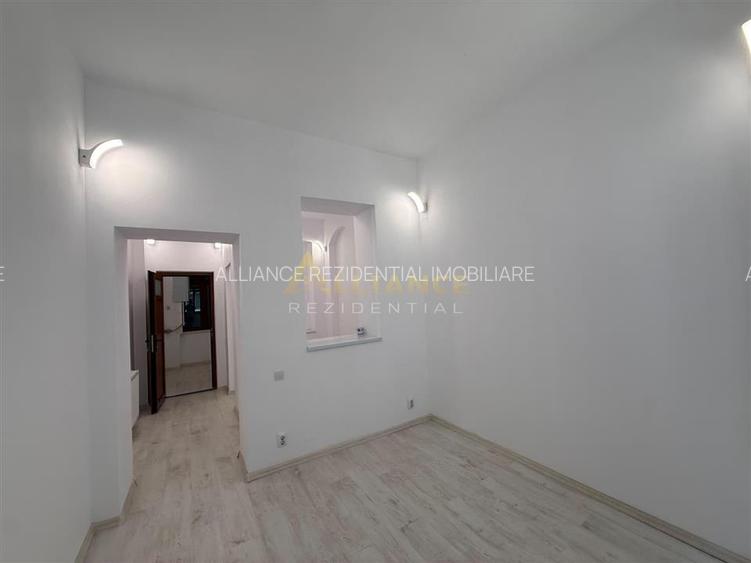 Piata Unirii Apartament tip duplex P+1 50 mp Centru Vechi Complet Renovat - 11