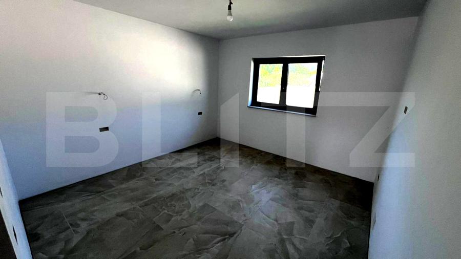 Casă cu 3 camere, 90 mp, pe un nivel, 454 mp teren, cartier Orizont