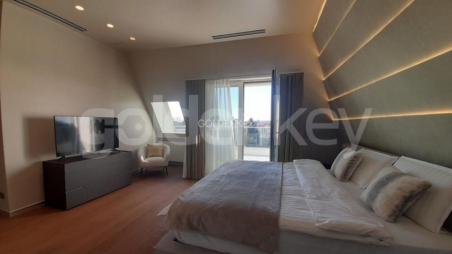 Penthouse exceptional cu vedere catre padure | 4 dormitoare - 12