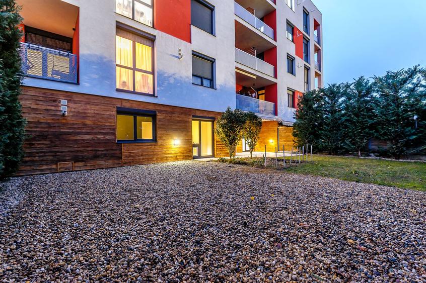 PROPRIETATE VANDUTA Apartament ARED spectaculos cu gradina si garaj