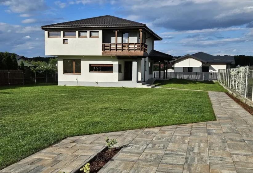 Închiriere Casă 5 camere în CORBEANCA-TAMASI, 1000 MP TEREN, 180 MP CASA