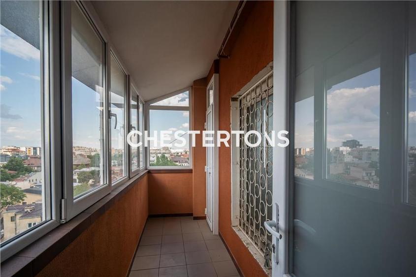 Deasupra orasului - apartament de vanzare cu terasa, semineu si poveste!130 mp,