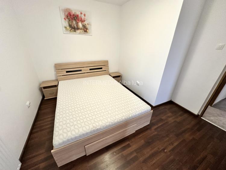Apartament cu 3 camere I 2 bai I de inchiriat I Centru zona Primariei I etaj 2 I - 9