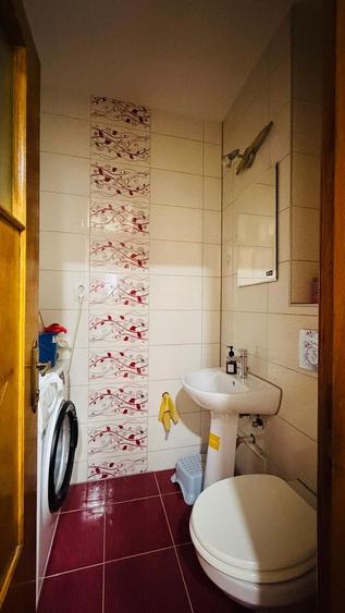 De vanzare apartament cu 4 cam dec. in Galati, piata Centrala, etaj5/7