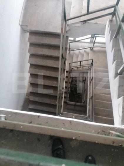 Hala industriala 2051 mp utili in zona Aiud