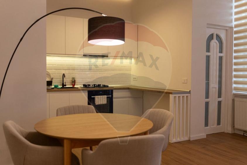 Apartament premium cu 4 camere de închiriat - Ultracentral