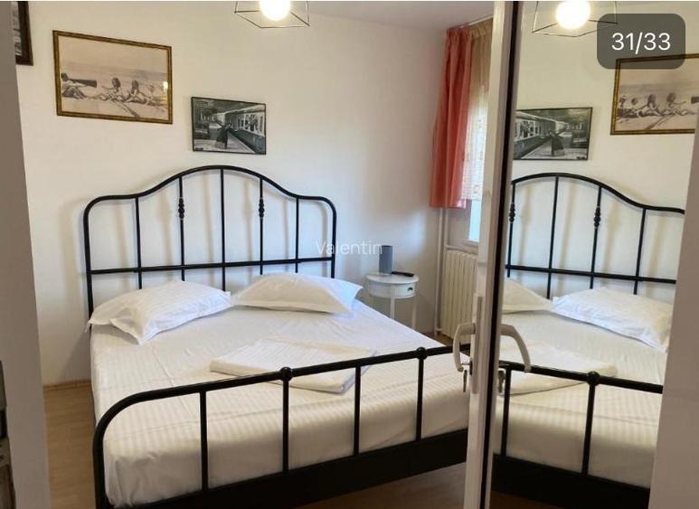 Vand apartament strada Rozelor cu 2 camere, decomandat, situat la etajul 3 - 7