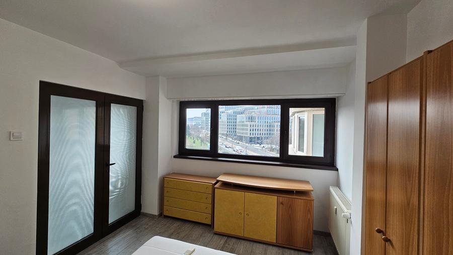Apartament 3 camere modificat din 4 zona Tineretului-Sincai