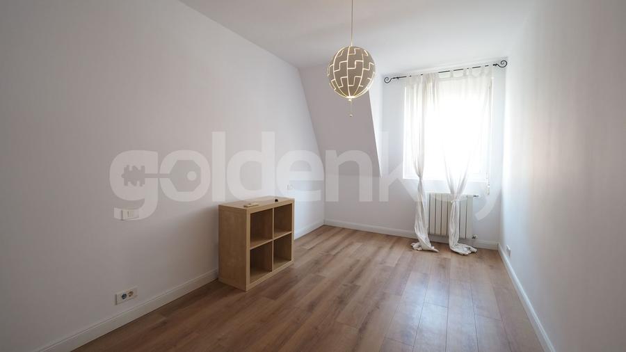 Vila renovata cu 7 camere | piscina comuna | Scoala Americana