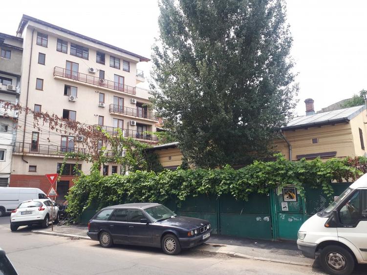 Oportunitate de Investiție în Zona Centrală!