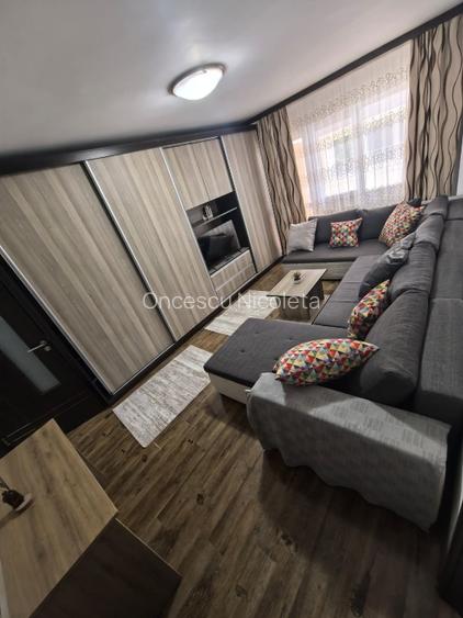Proprietar/2 camere decomandat/Metrou Gorjului – 2 min,/ Etaj 1/649 E - 8