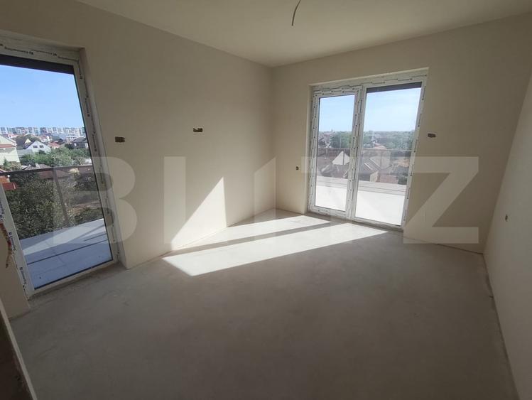 Penthouse nou modern, 3 camere, centrala proprie+panouri fotovoltaice, Iosia