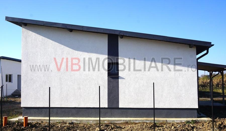 Casa cu 4 camere intabulata in ansamblu cu iesire la lac - Crevedia