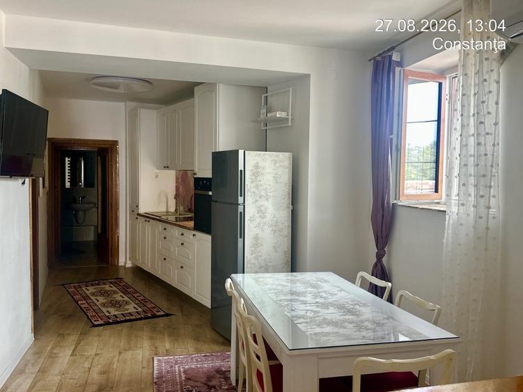 Piata Ovidiu, apartament in vila, 4 camere