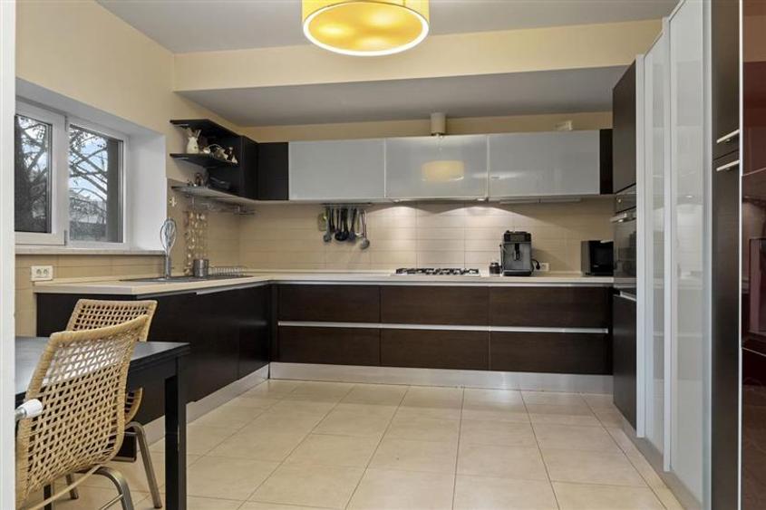 Vila de lux in apropiere de Cambridge School | Curte superba