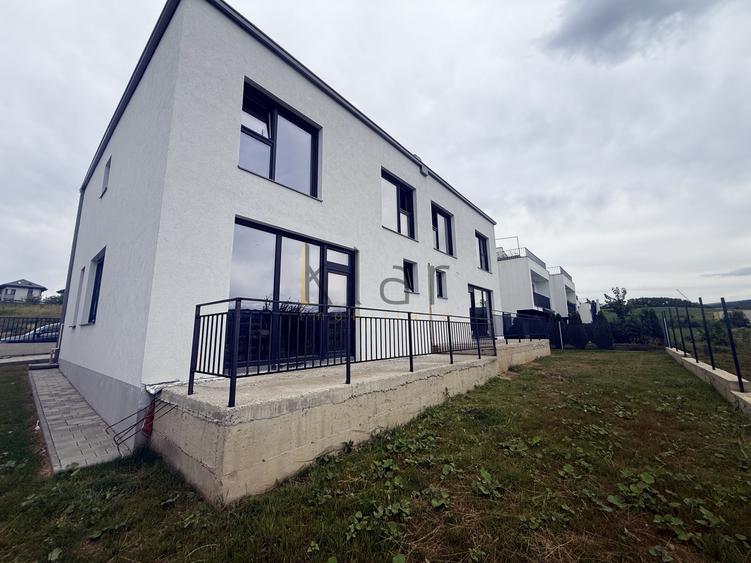 De vânzare Duplex în Borhanci cu panoramă deosebită