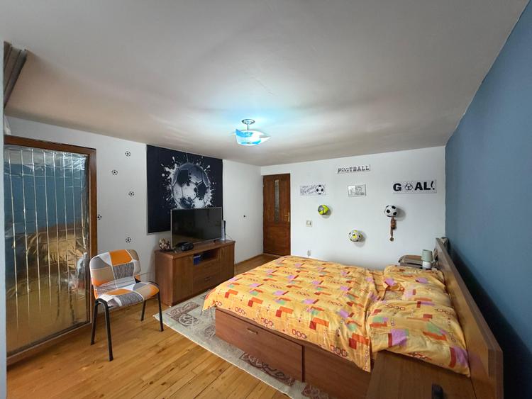 Casa individuala, 240 mp. S+P+1 - teren 1385 mp - Micesti