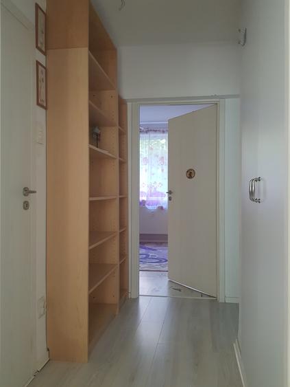 Apartament 3 camere, et 2/10, parcare, piata Unirii